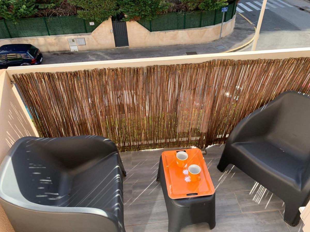 Avec Climatisation Et Parking